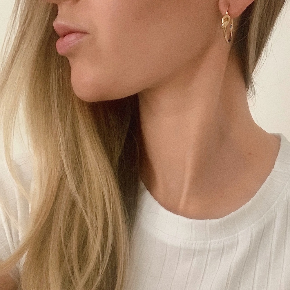 Love Knot Hoops | 18k Gold Filled - Picture 2 of 5